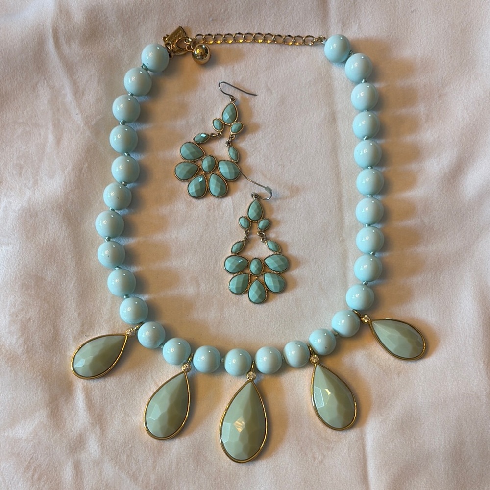 Lovely Seafoam Green Statement Necklace and Earring Set